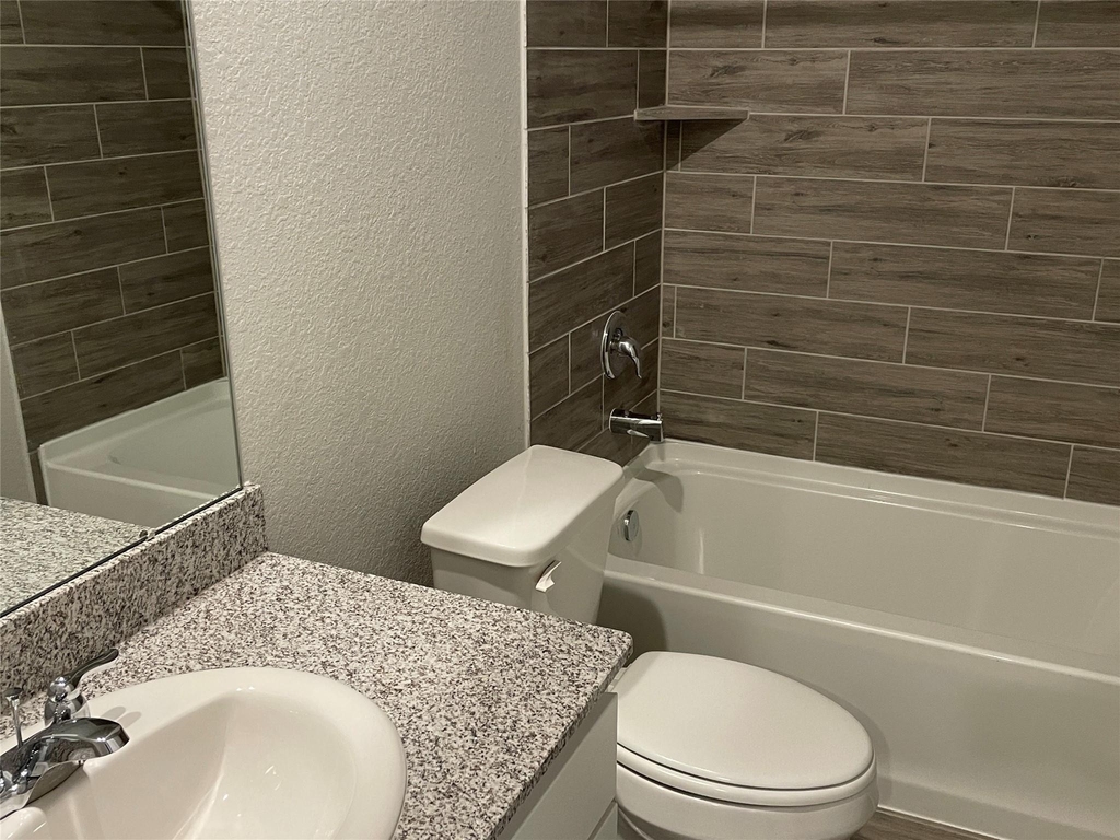 806 Cypress Summit Road - Photo 8