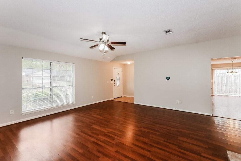 5322 Windsong Trail - Photo 2