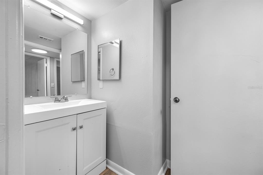 5902 E 122nd Avenue - Photo 32