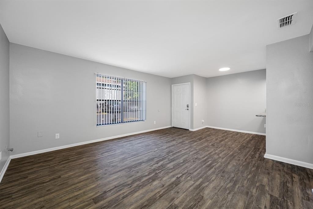 5902 E 122nd Avenue - Photo 2