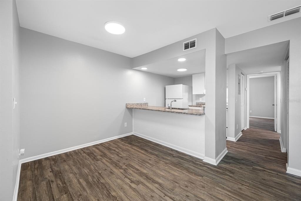 5902 E 122nd Avenue - Photo 5