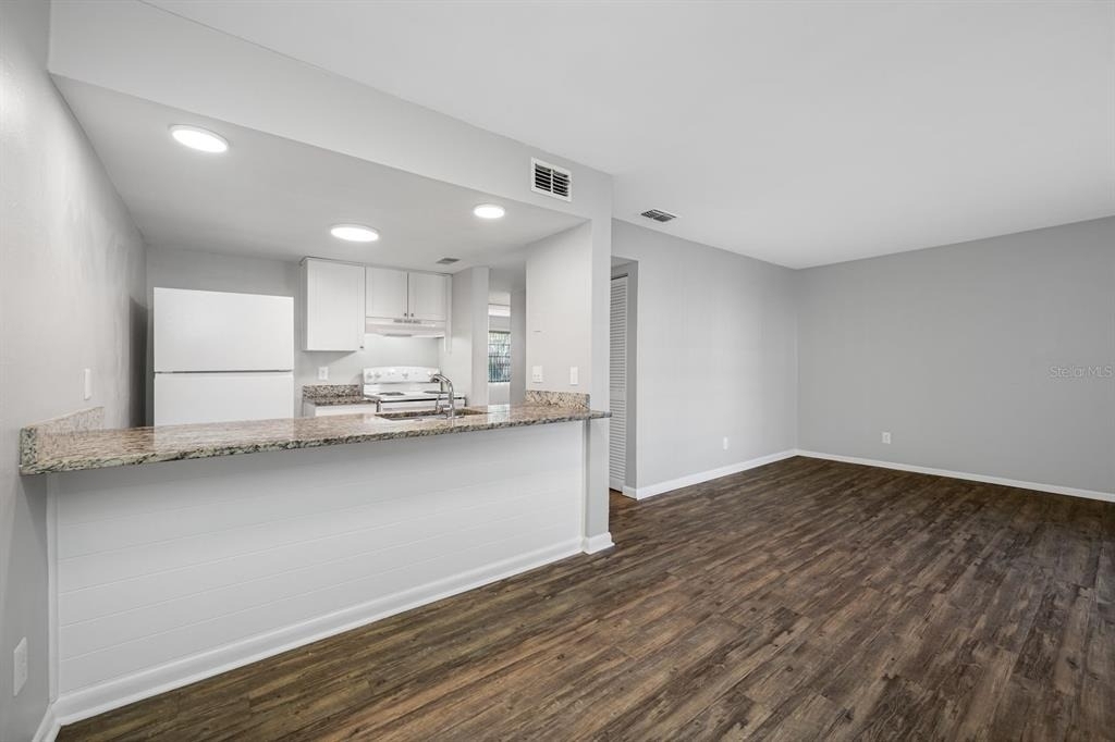 5902 E 122nd Avenue - Photo 7