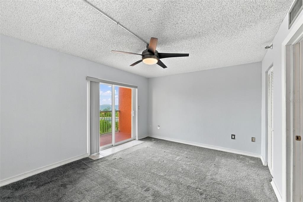 7430 Sunshine Skyway Lane S - Photo 17