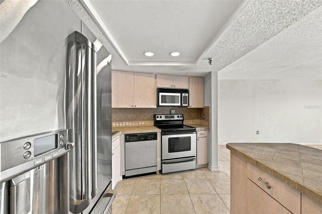7430 Sunshine Skyway Lane S - Photo 3
