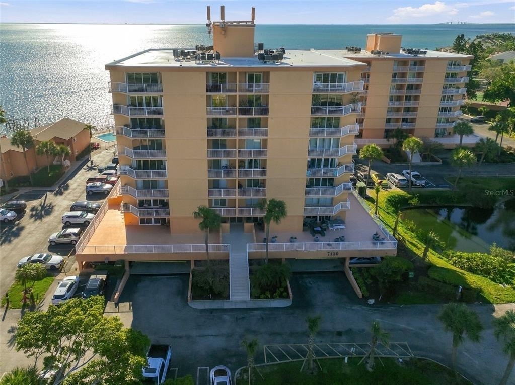 7430 Sunshine Skyway Lane S - Photo 26