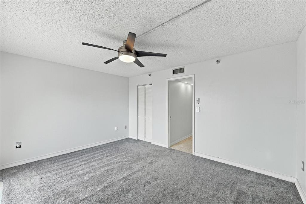 7430 Sunshine Skyway Lane S - Photo 16
