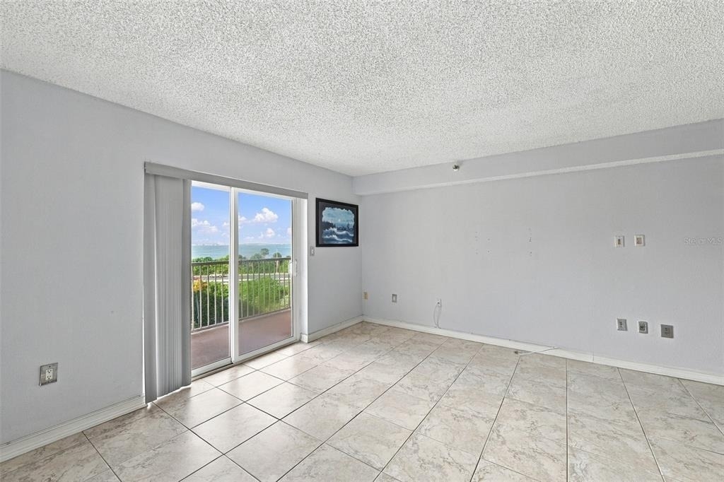 7430 Sunshine Skyway Lane S - Photo 13