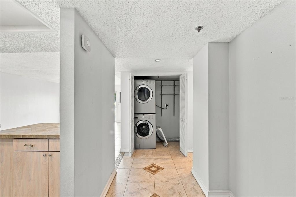 7430 Sunshine Skyway Lane S - Photo 21