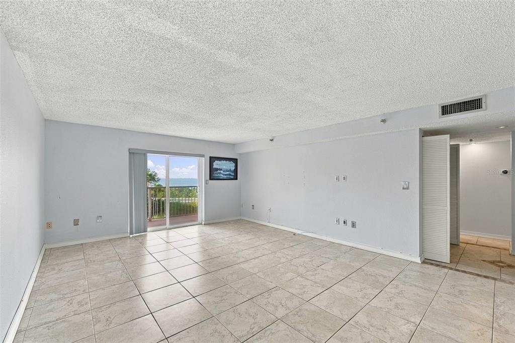 7430 Sunshine Skyway Lane S - Photo 12