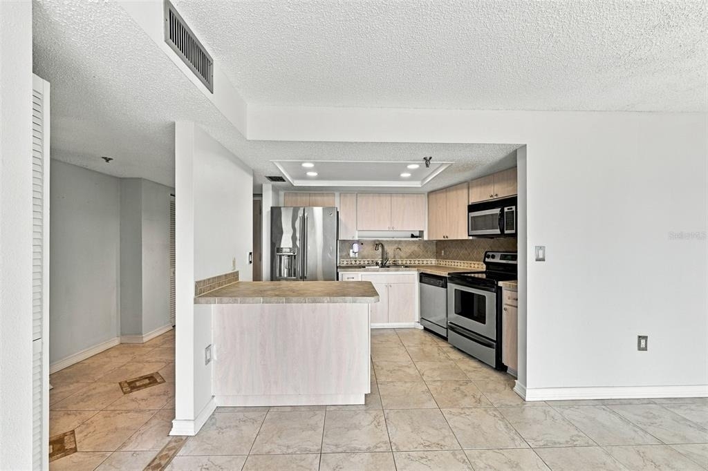 7430 Sunshine Skyway Lane S - Photo 8