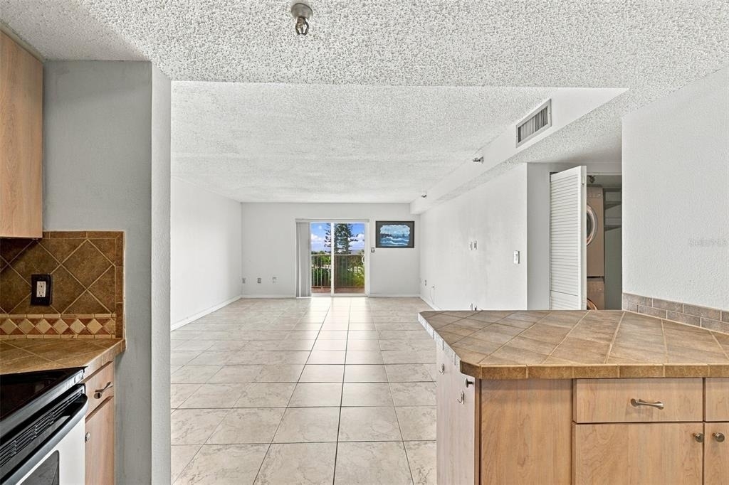 7430 Sunshine Skyway Lane S - Photo 7