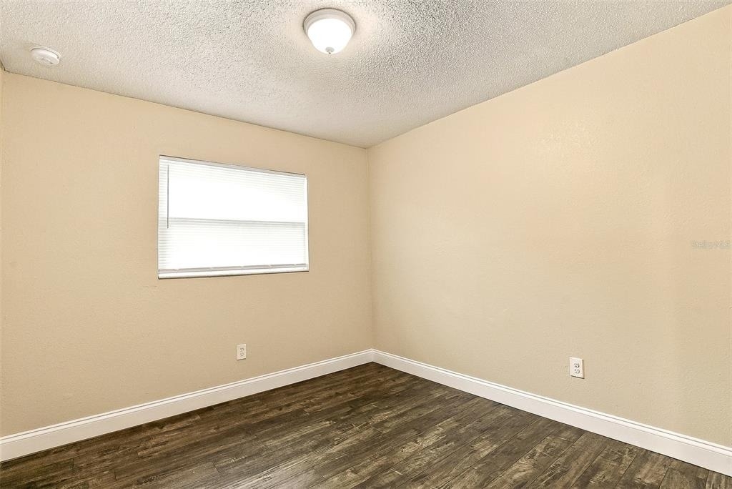 3395 Harry Street - Photo 11