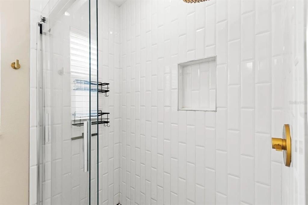 2614 W Henry Avenue - Photo 8