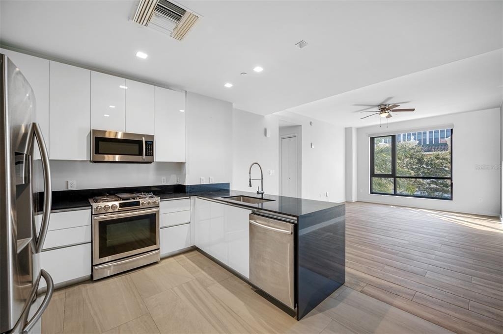 5 N Osceola Avenue - Photo 1