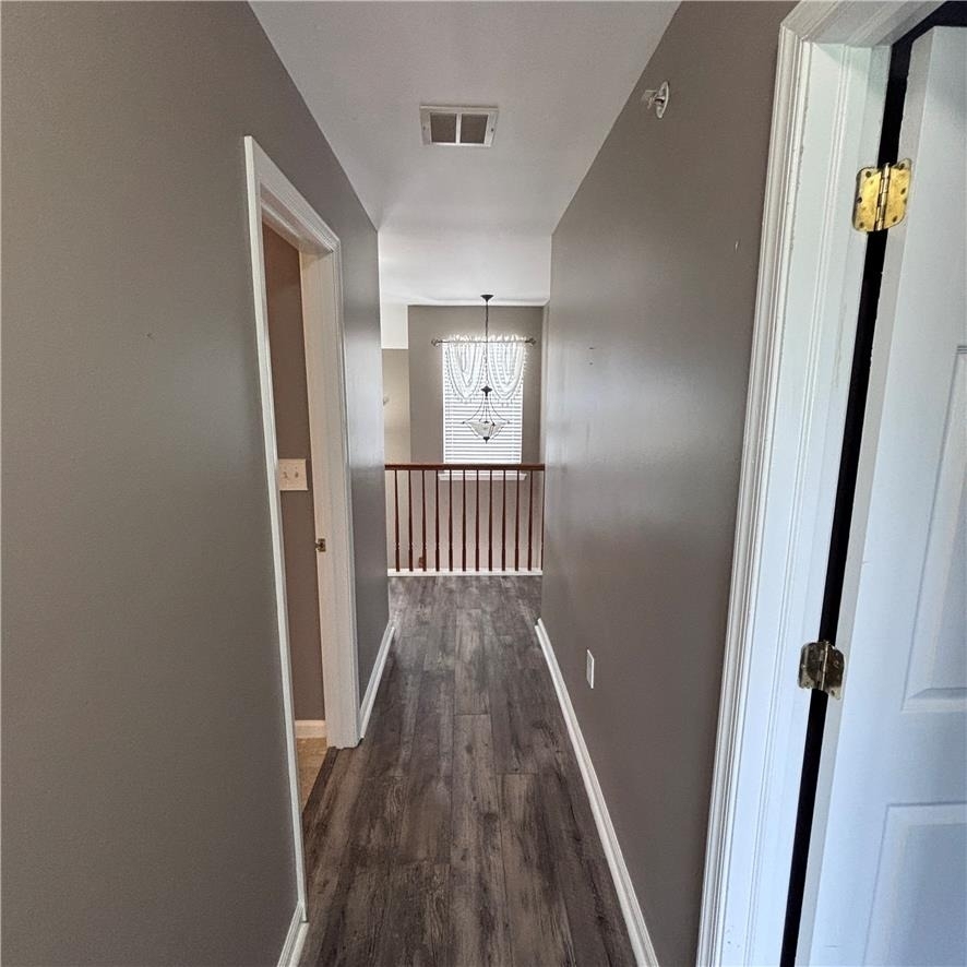 207 Hampshire - Photo 7