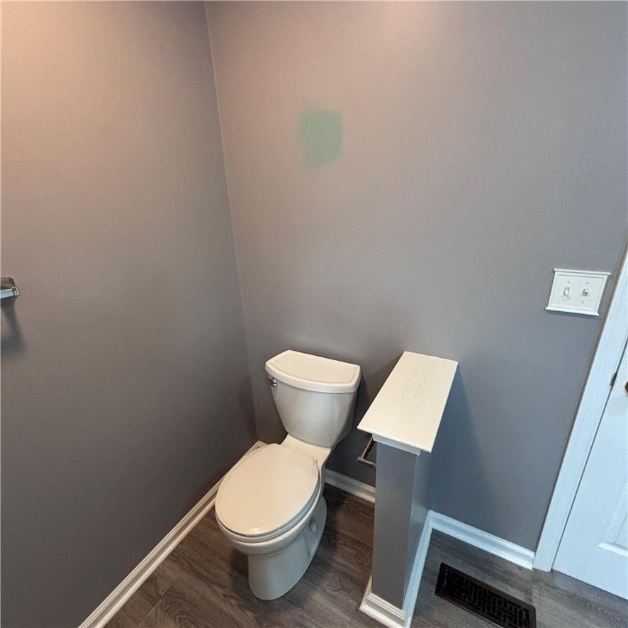 207 Hampshire - Photo 13