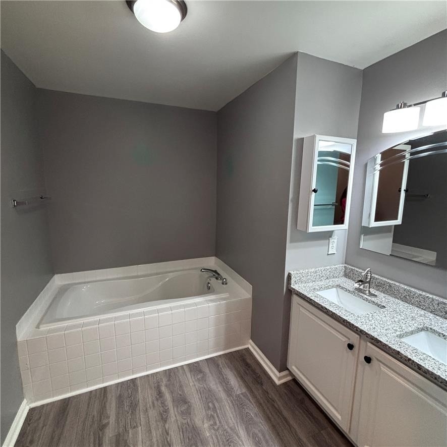 207 Hampshire - Photo 19