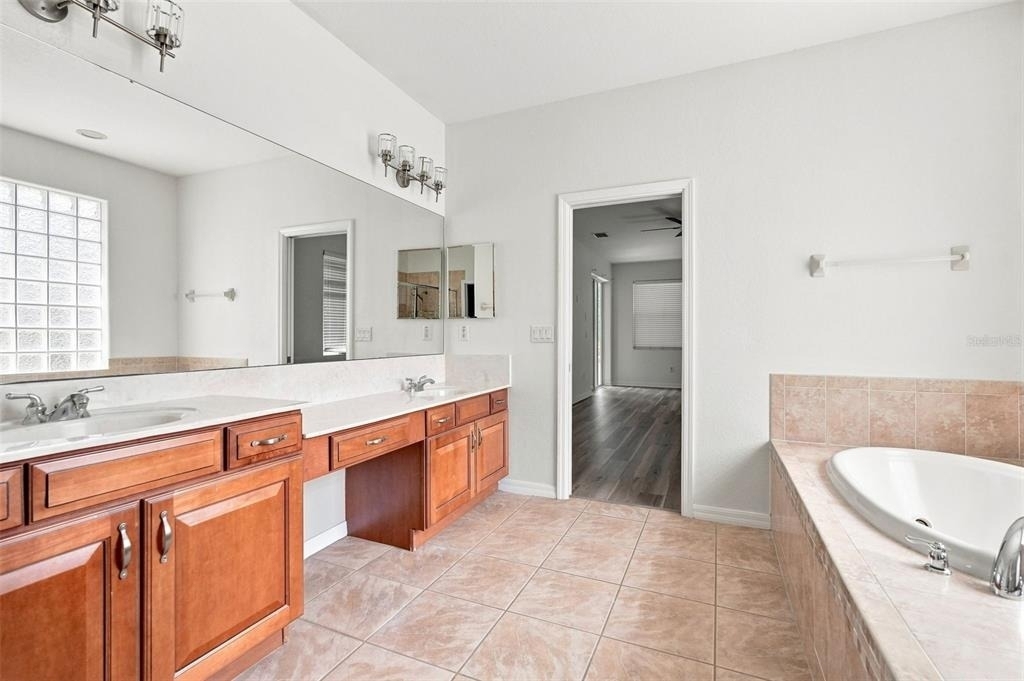 27417 Silver Thatch Drive - Photo 34
