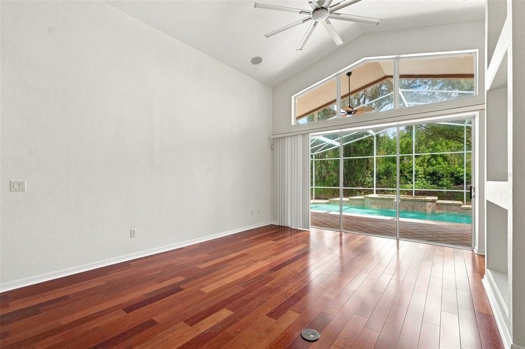 27417 Silver Thatch Drive - Photo 17