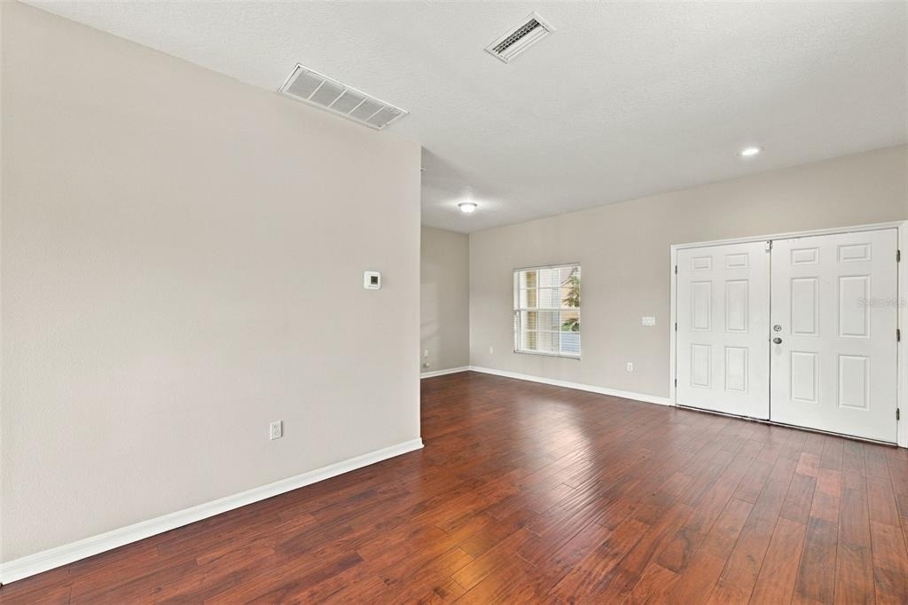 8826 Royal Enclave Boulevard - Photo 4
