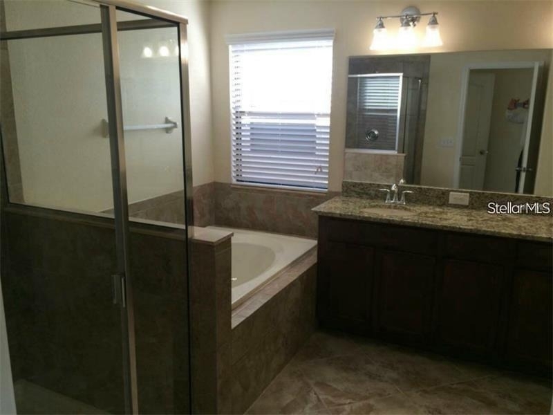 1215 Ballard Green Place - Photo 5