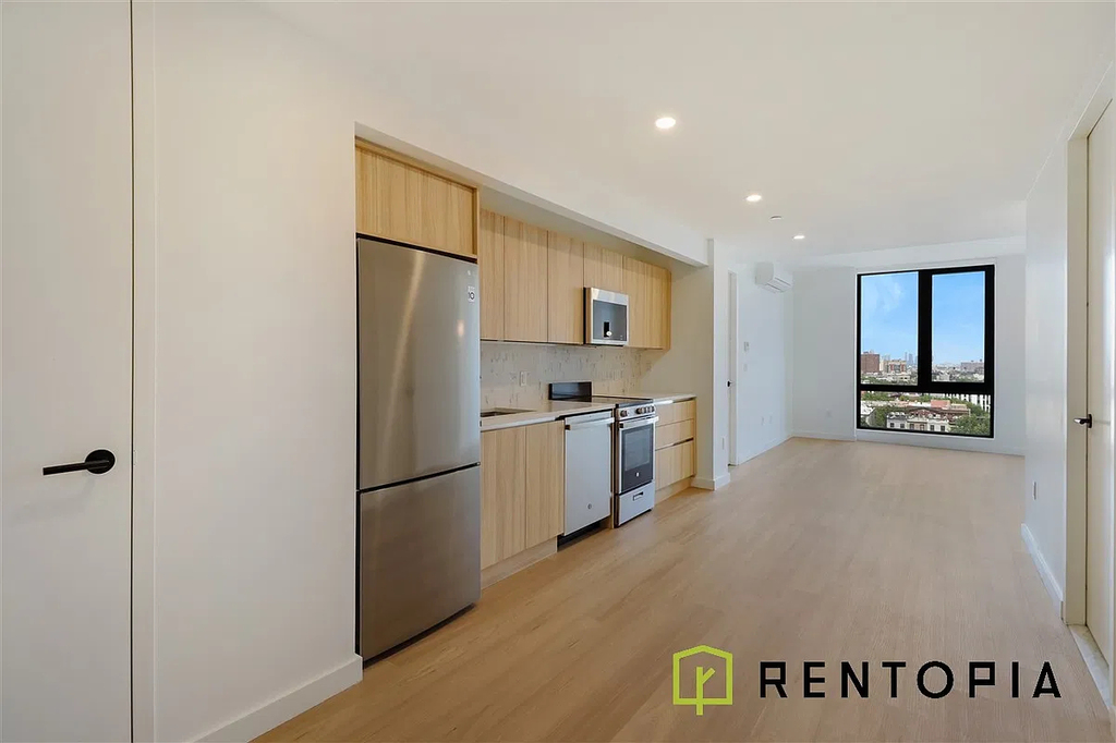 1010 Pacific Street - Photo 7