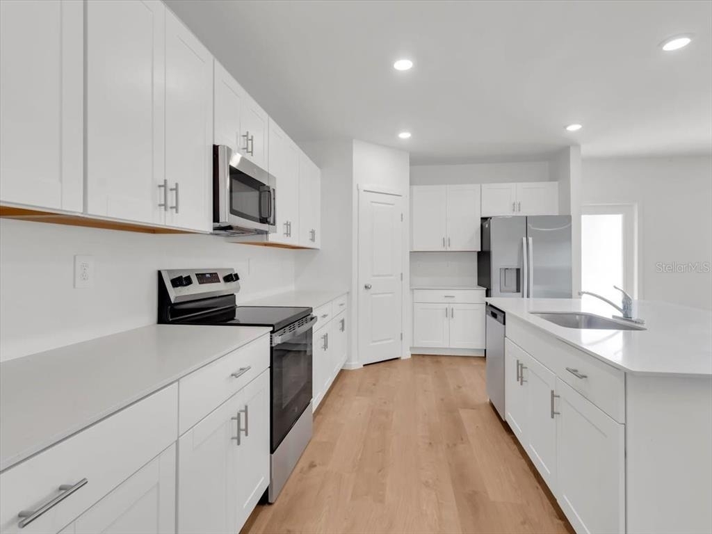 7349 Rainbow Bay Place - Photo 11