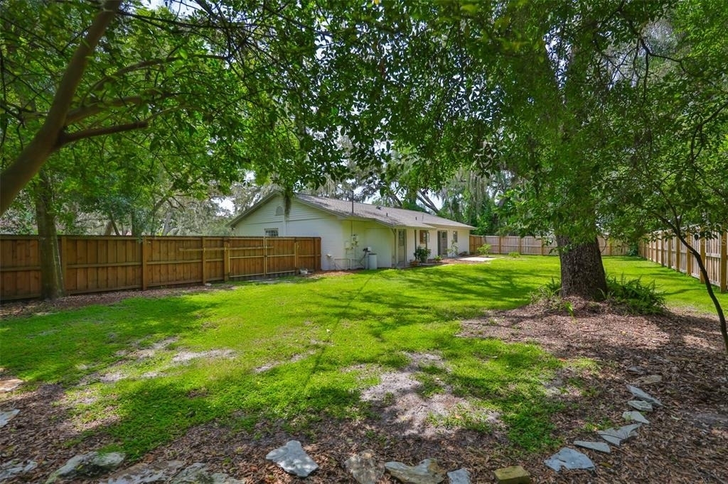 121 Windy Circle - Photo 30