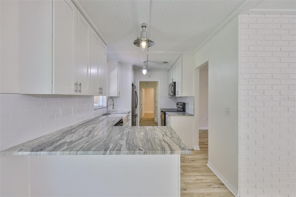 121 Windy Circle - Photo 10