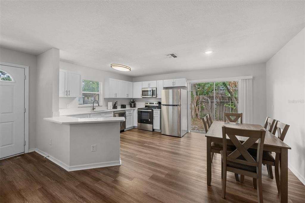 8013 N Alaska Street - Photo 7