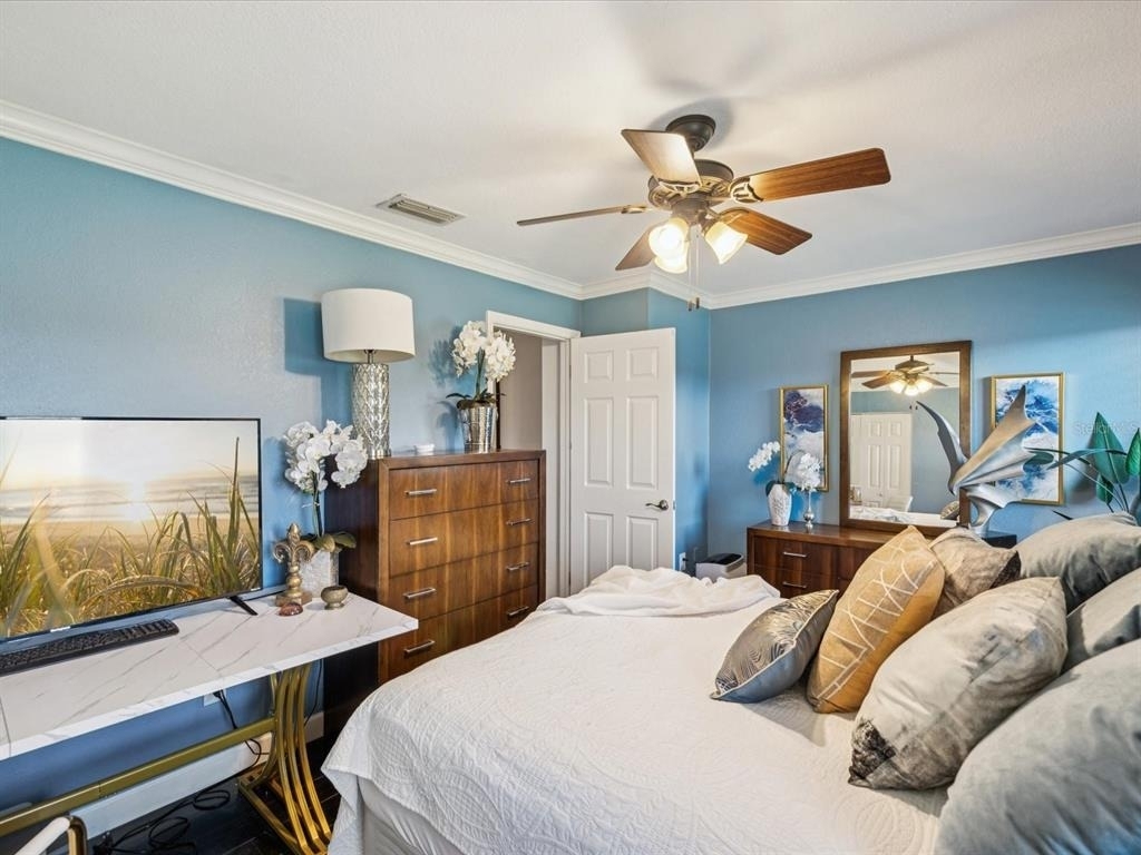 1308 70th Street N - Photo 28