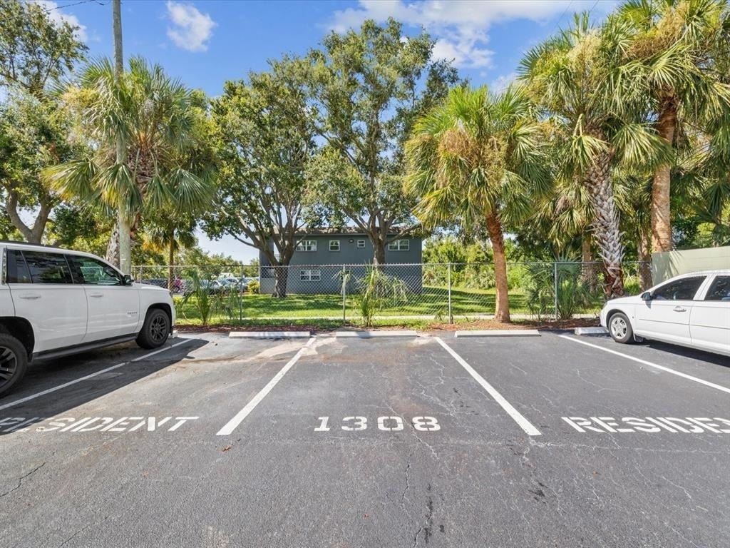 1308 70th Street N - Photo 60