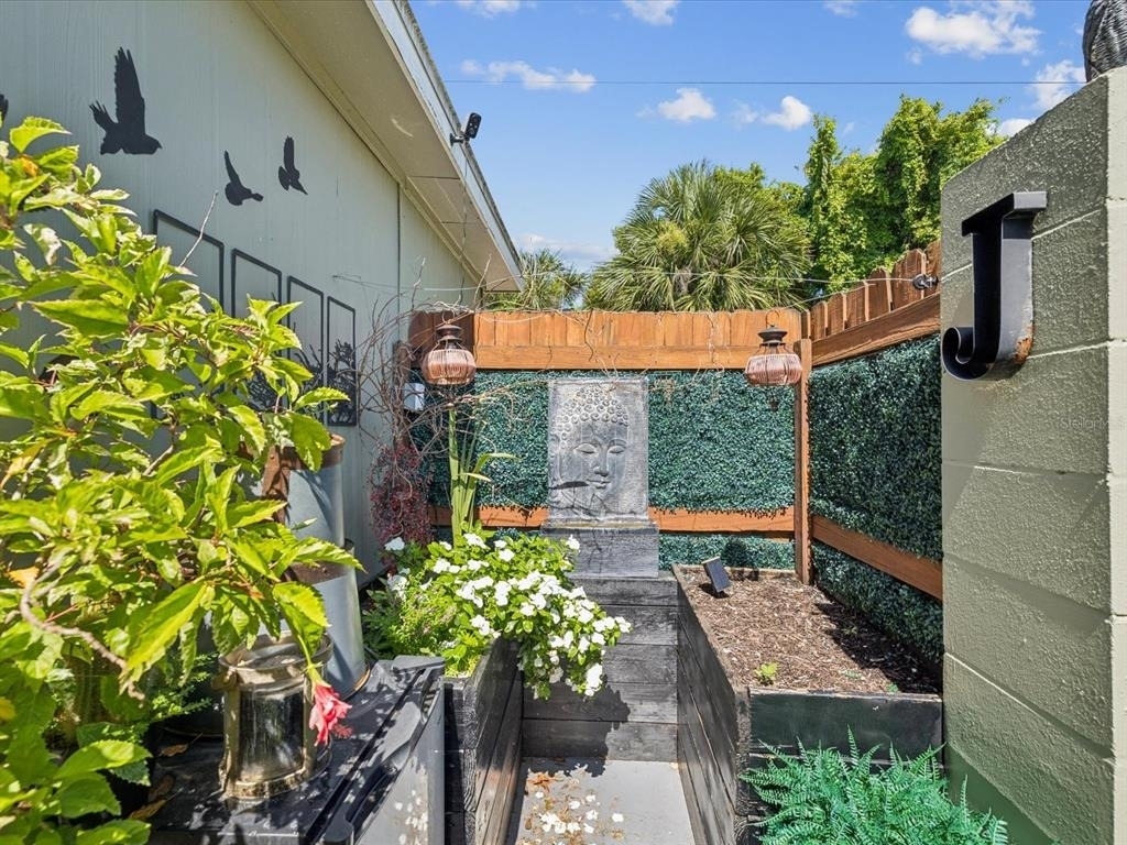 1308 70th Street N - Photo 32