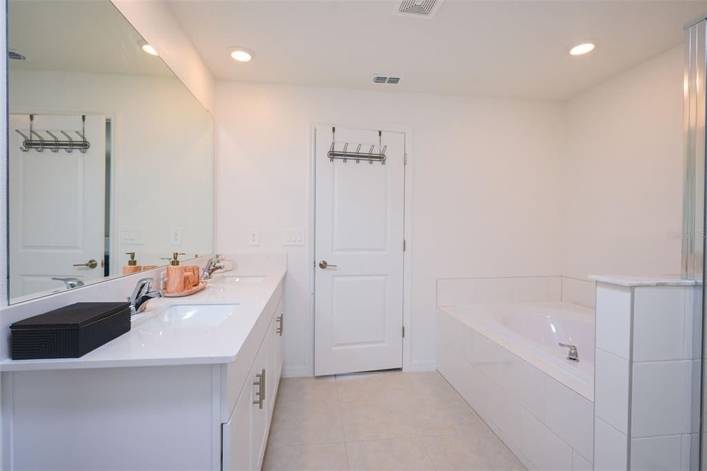 10059 Trumpet Honeysuckle Way - Photo 37