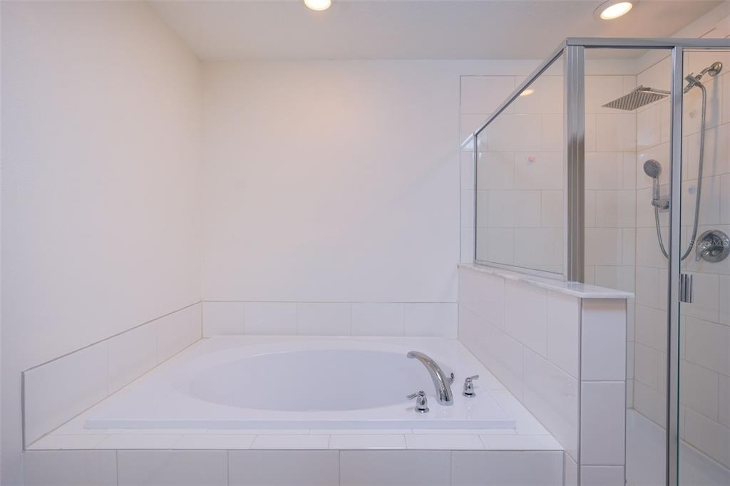 10059 Trumpet Honeysuckle Way - Photo 34