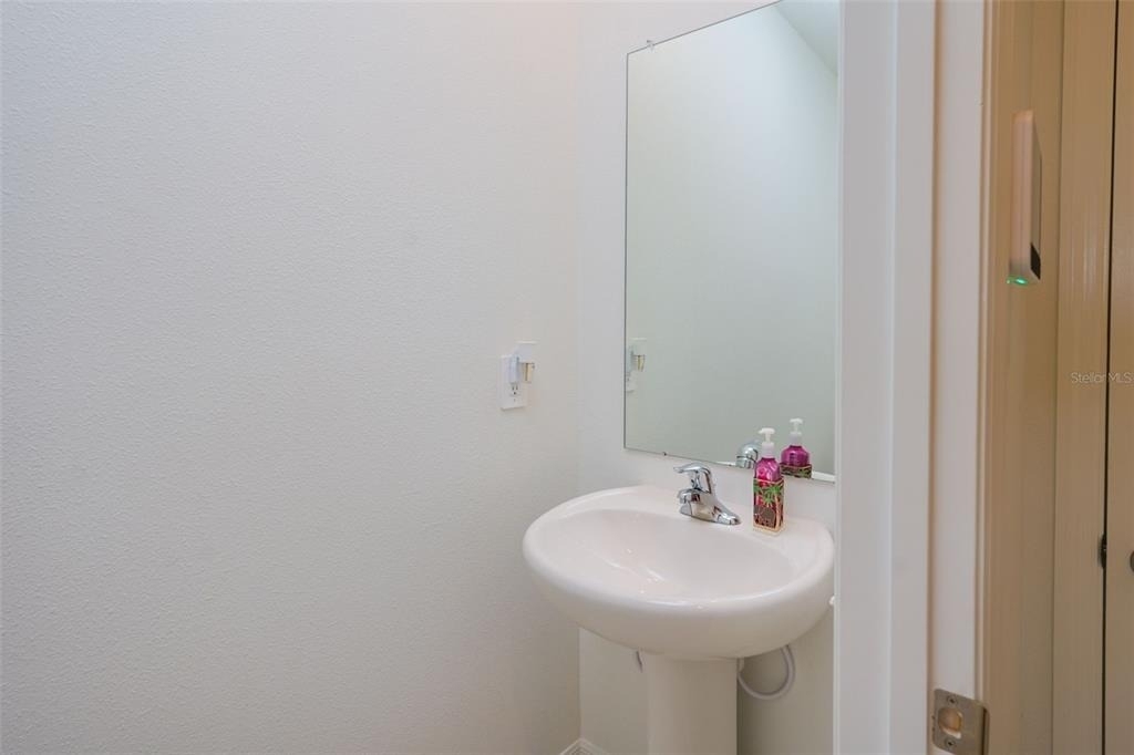 10059 Trumpet Honeysuckle Way - Photo 21
