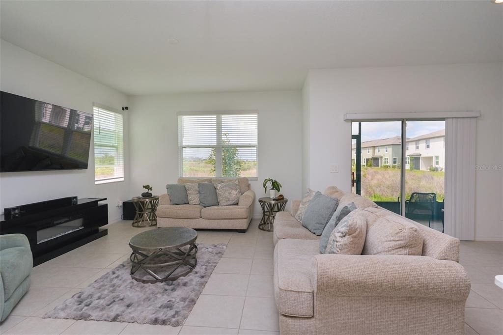 10059 Trumpet Honeysuckle Way - Photo 11