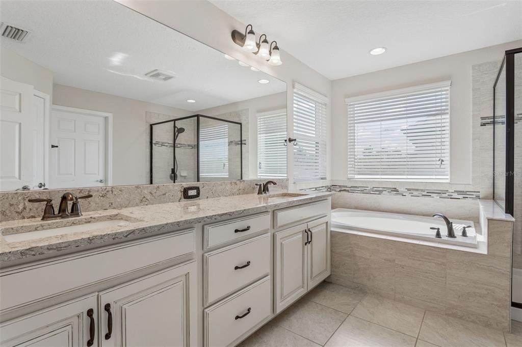 12394 Tibbetts Street - Photo 11