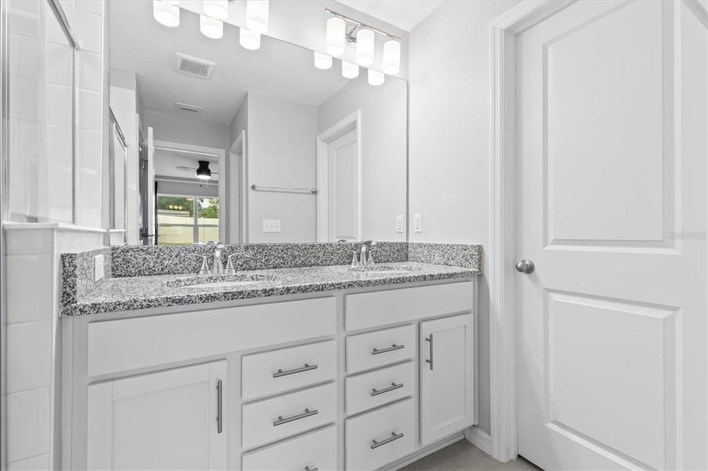 9972 Mesic Woods Avenue - Photo 21