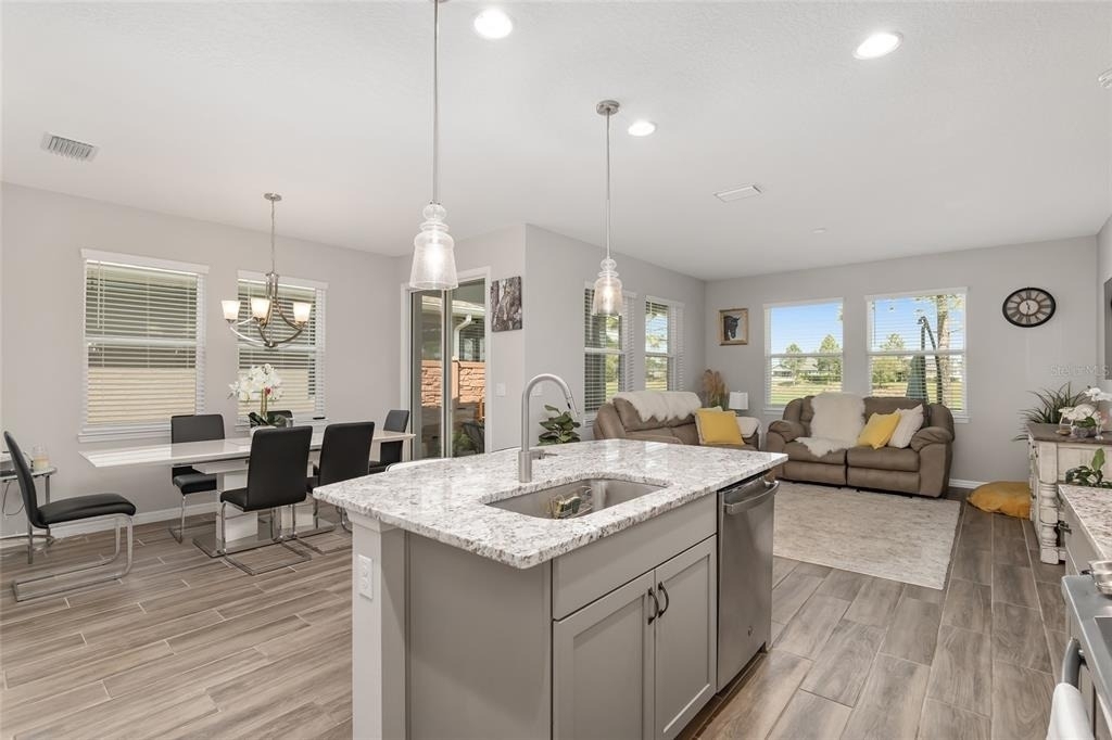 5247 Nw 34th Street - Photo 22