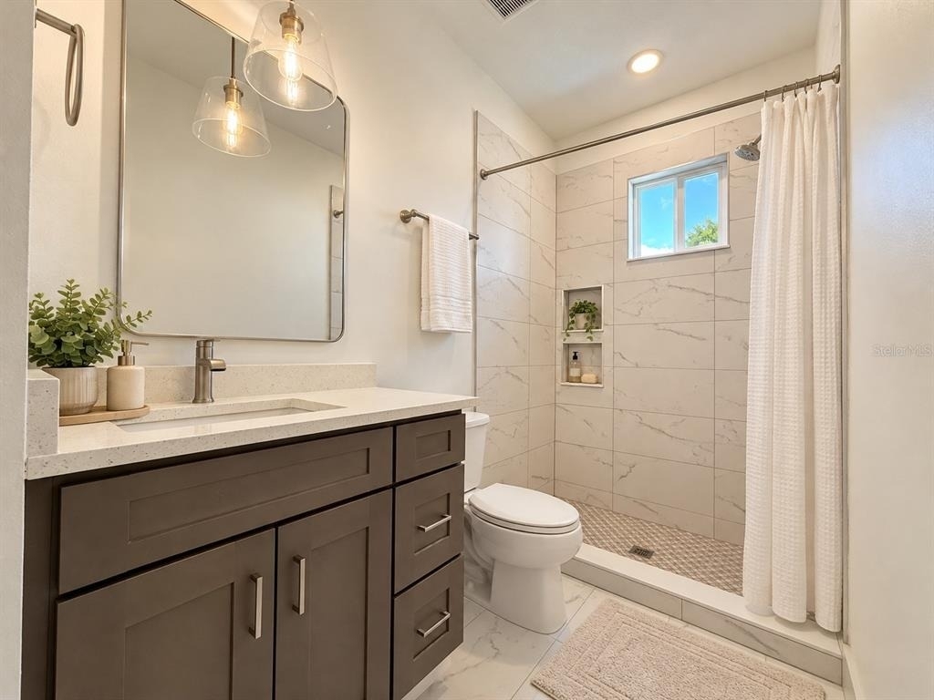 724 Ellwood Avenue - Photo 12