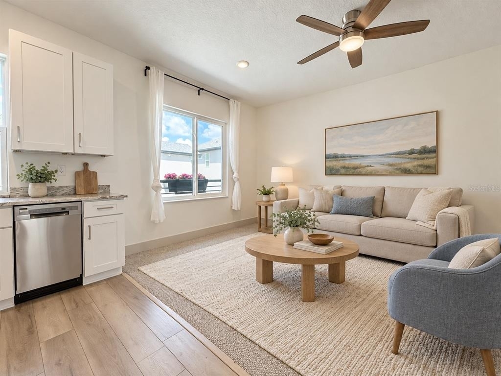 724 Ellwood Avenue - Photo 3