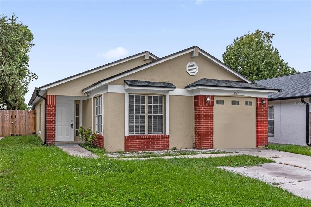 9928 Dean Cove Lane - Photo 0