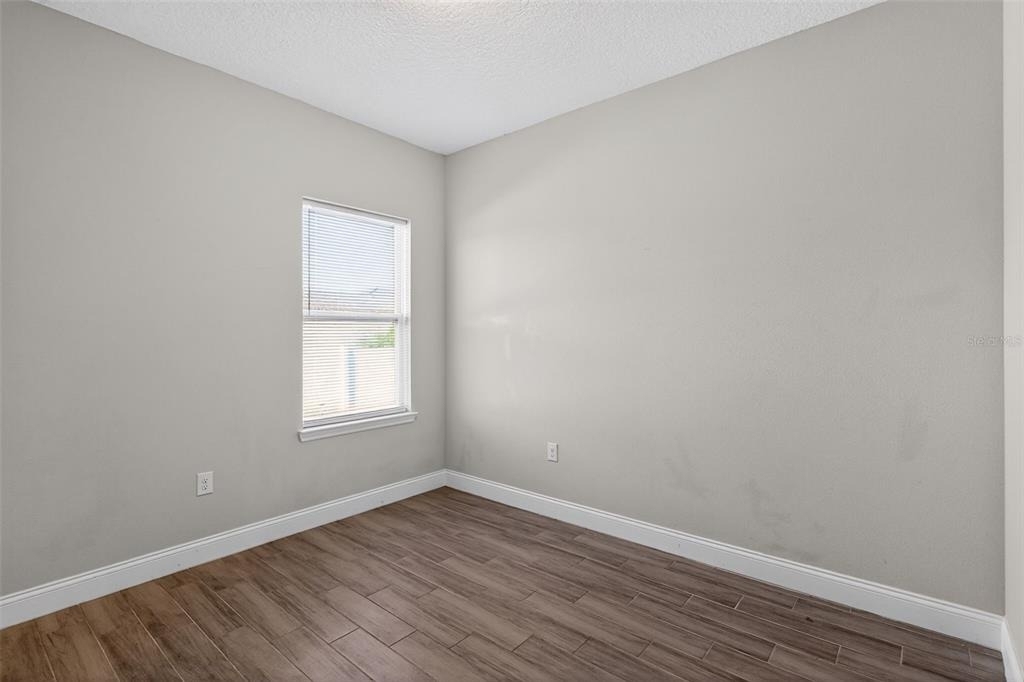 717 Robin Court - Photo 12