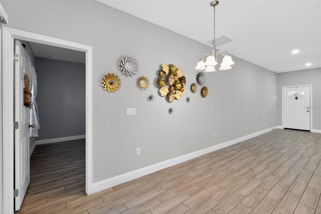 717 Robin Court - Photo 42