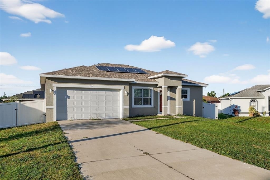 717 Robin Court - Photo 1