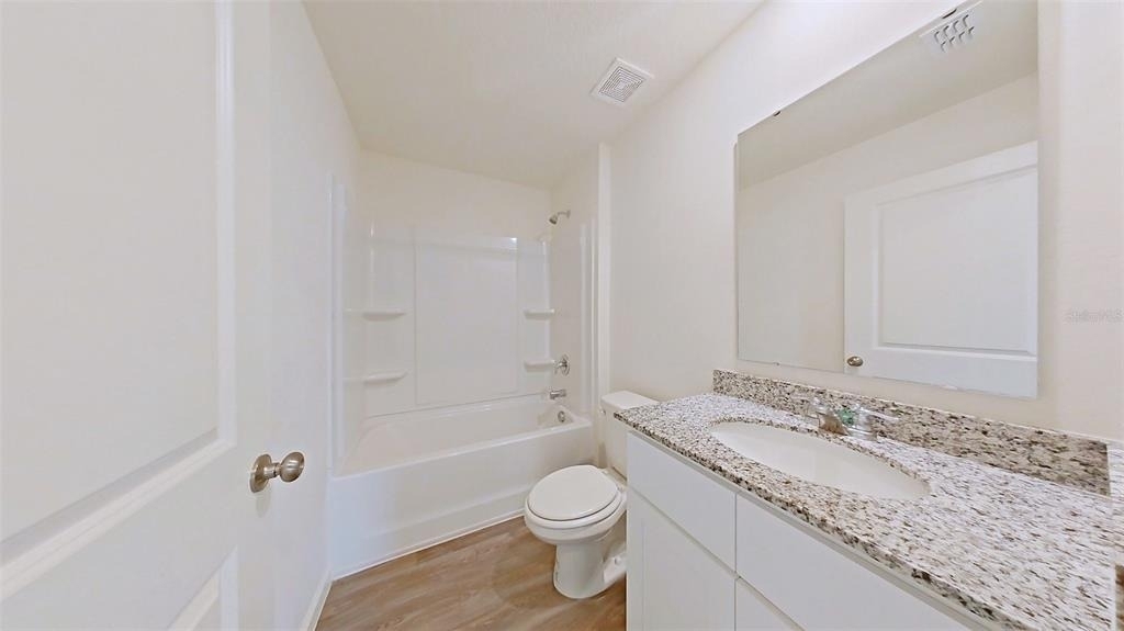 1234 Chester Avenue - Photo 5