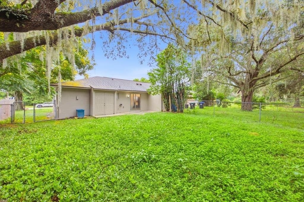 12214 Eastcove Drive - Photo 13