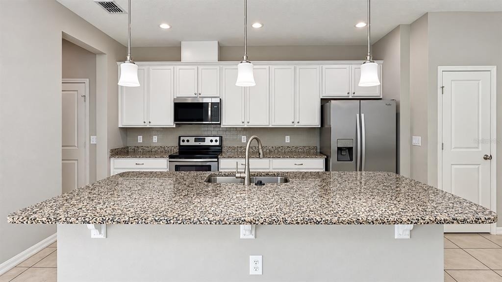 13706 Beckman Drive - Photo 6