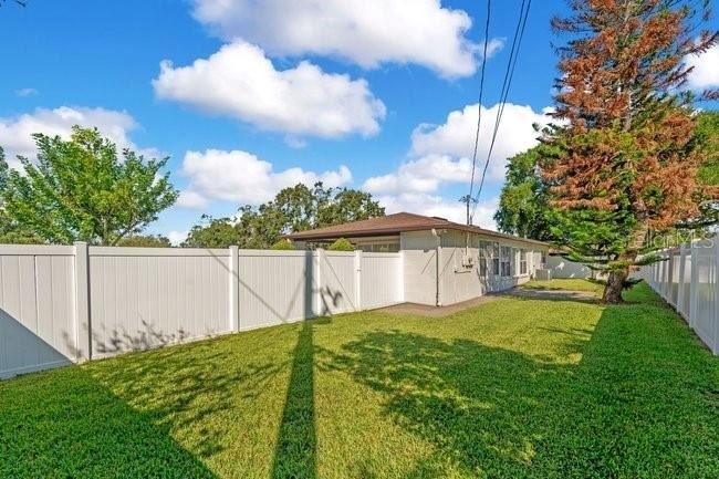 3800 Bobolink Lane - Photo 19
